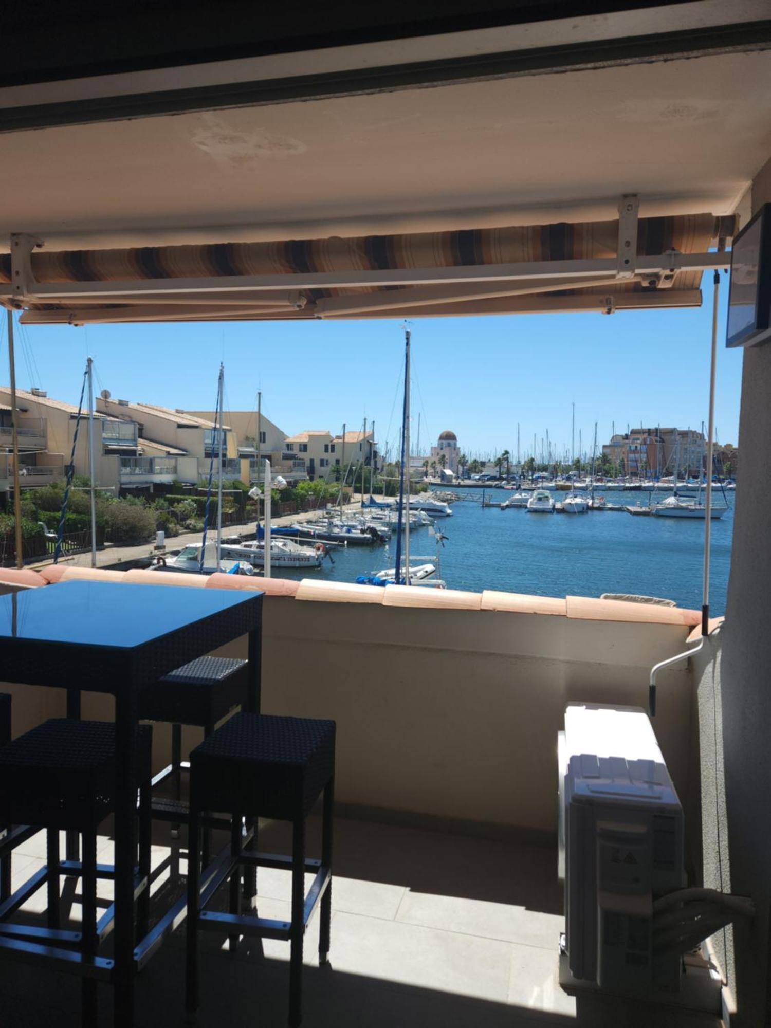 Confort Sur Le Port Gruissan Esterno foto